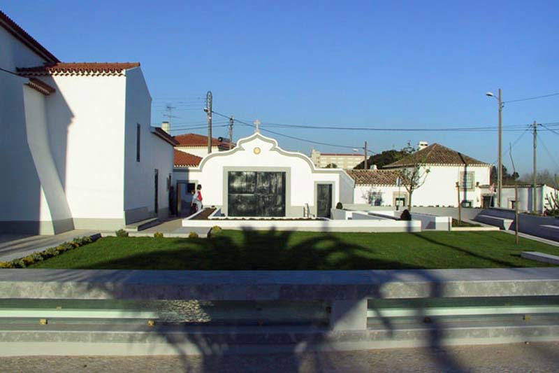 Obras de melhoramento das capelas funerárias