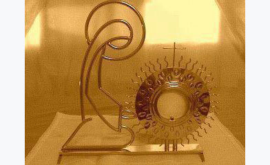 Exposição do Santíssimo Sacramento todos os Domingos