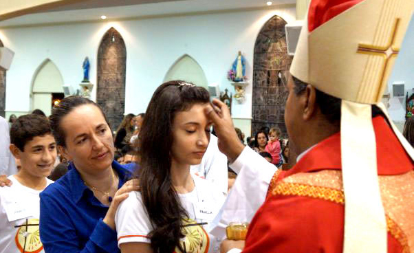 CRISMAS NA IGREJA DA CRUZ VERMELHA